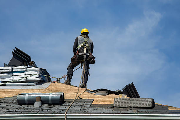 Professional Gutter Installation technician working in El Cerrito, CA